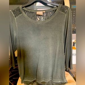 Knit 3/4” sleeve top